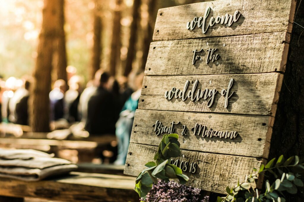 The best wedding invites - Waterfront Wedding Invites - Wisconsin