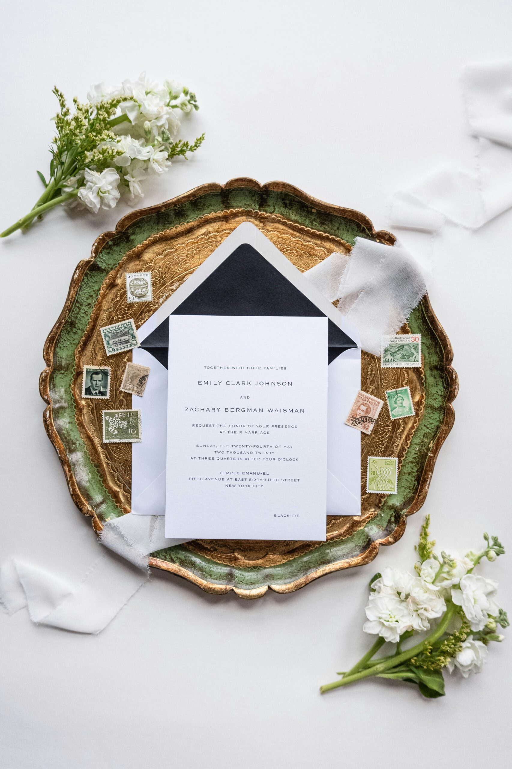 The best wedding invites - Waterfront Wedding Invites - Wisconsin